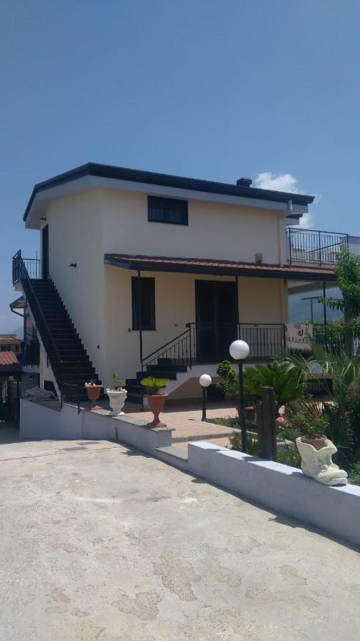La Maison Di Sara Santa Maria La Carita Экстерьер фото